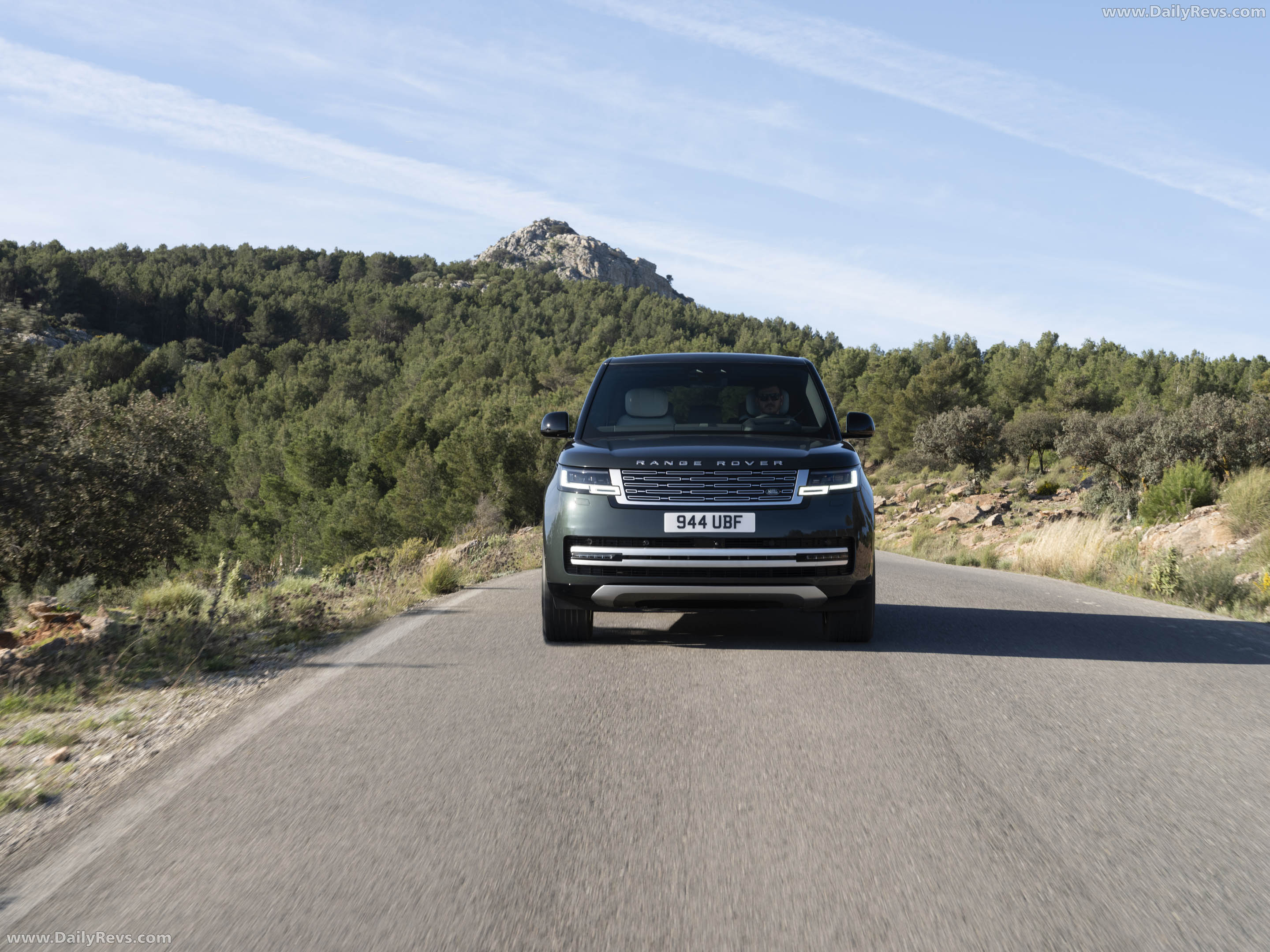 2027 Land Rover Range Rover Electric Front View